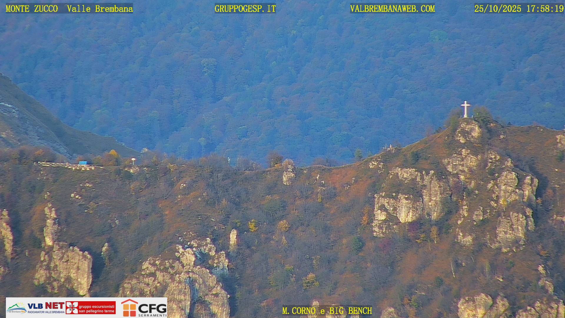 Webcam Monte Zucco – Monte Corno e Big Bench sopra la Frazione di Santa Croce a San Pellegrino Terme